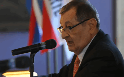 “La influencia de China en el Canal de Panamá es una ilusión”, dice el diplomático que negoció los tratados Torrijos-Carter