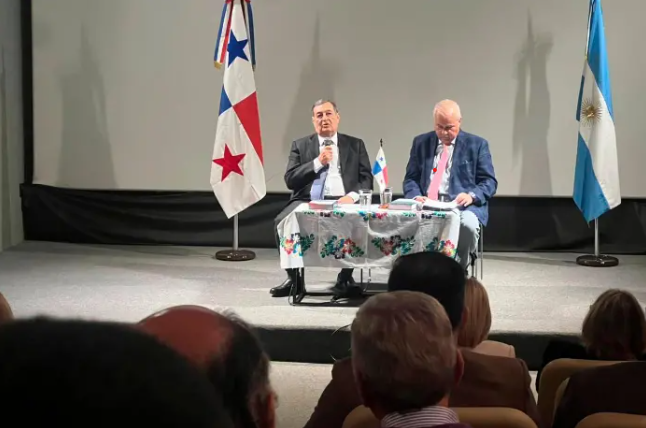 Promoción de Panamá en Argentina y Uruguay